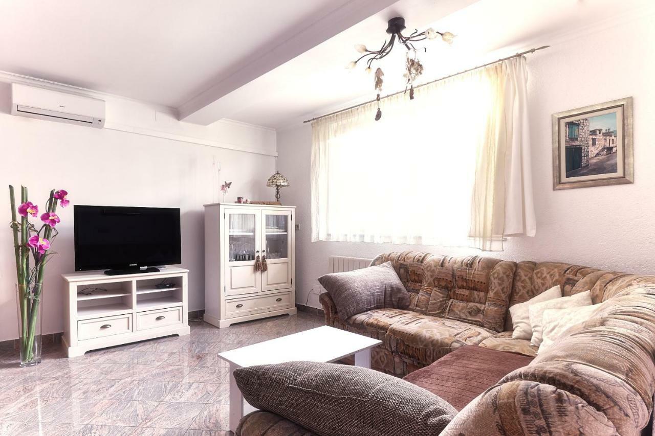 Apartment Casa Podstrana Exteriér fotografie